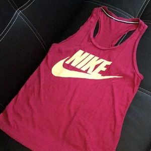 Nike workout tank. Small
